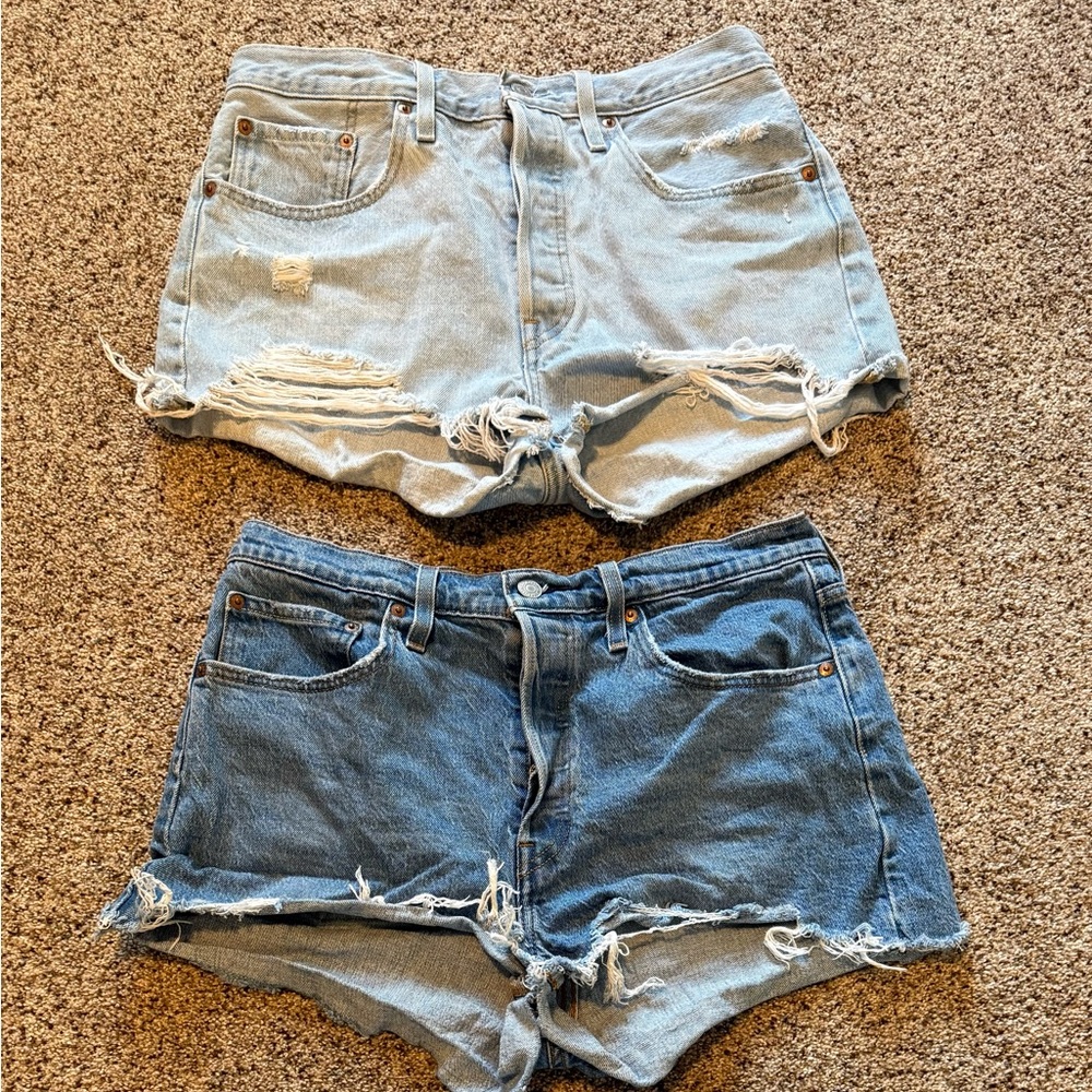 Stylish Levi Blue Denim Women's Shorts